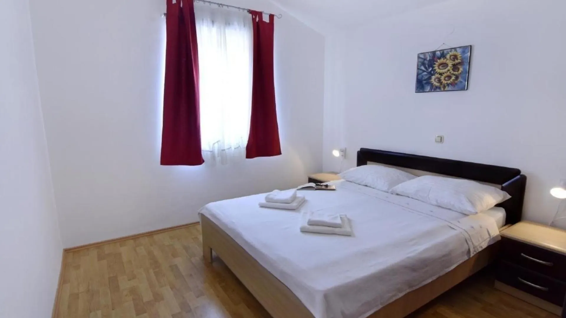 Klimatisierte Wohnung In Tar Mit Gemeinschaftlichem Pool, Grill Und Garten Porec